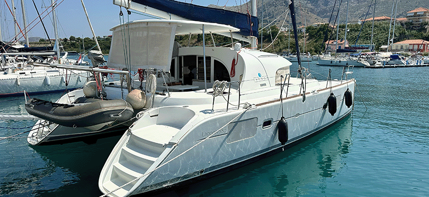Lagoon 380 2011 for sale in Greece