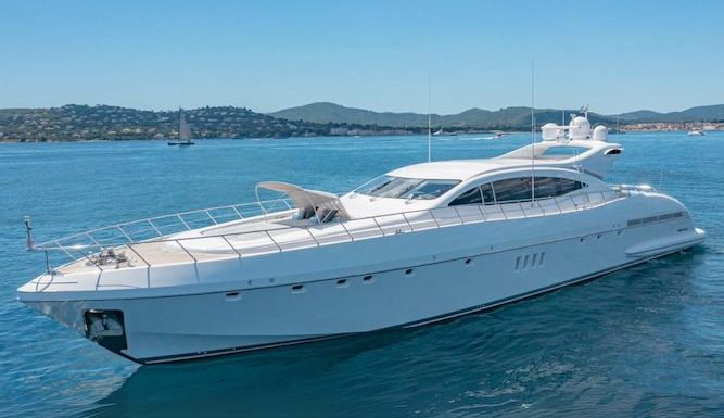 2004 Mangusta 108