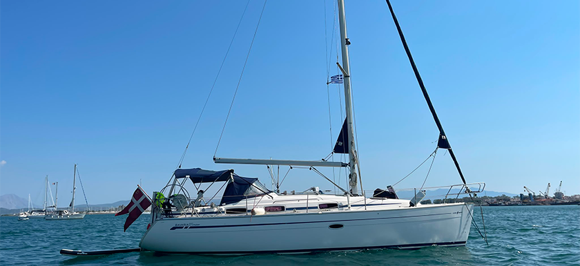 2005 Bavaria Cruiser 37