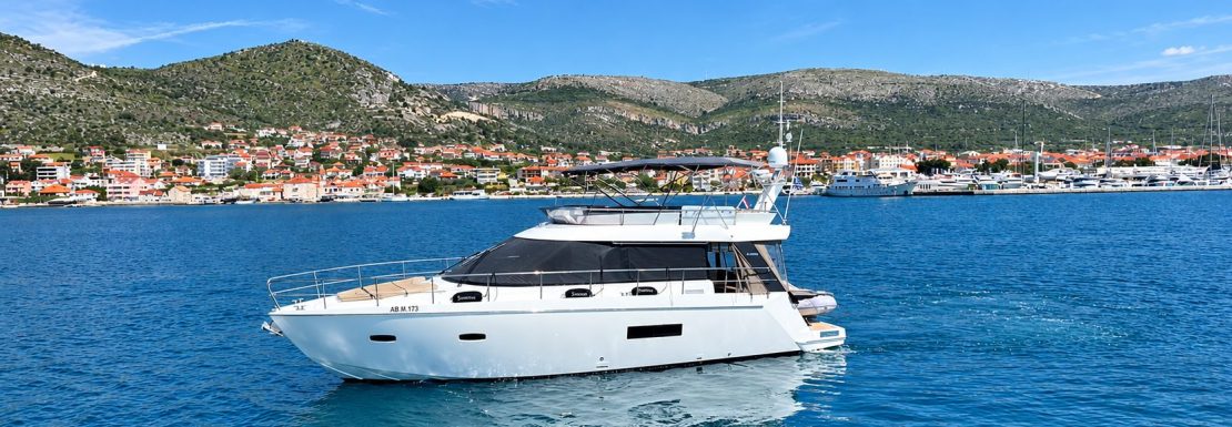 2012 Sealine F42